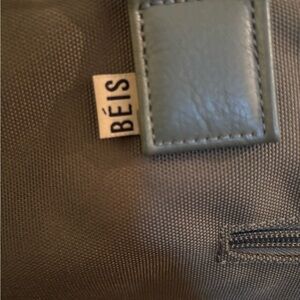 Army green weekender oversized Beis Bag